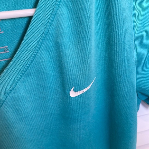 Nike DriFit - Picture 3 of 3
